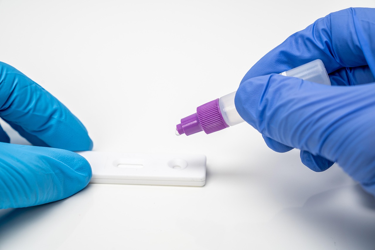 如何借助游戏技术支持辅助制作团队的优势来促进游戏体验